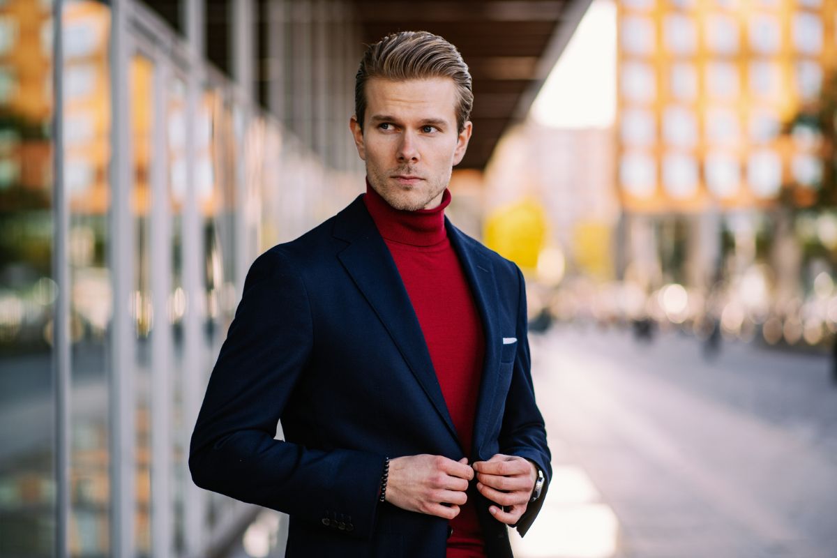 poważny mężczyzna, fot. Getty Images, Drazen_