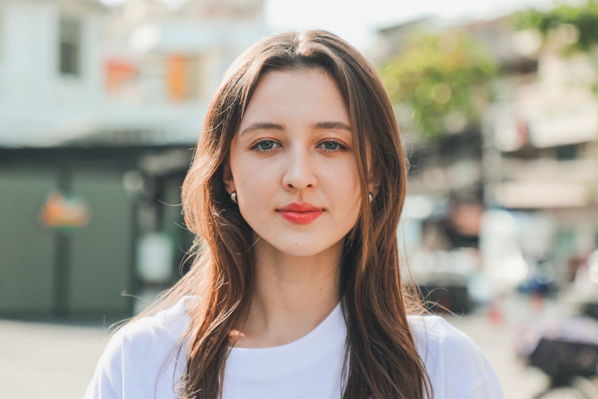 młoda kobieta, fot. Getty Images, kyonntra