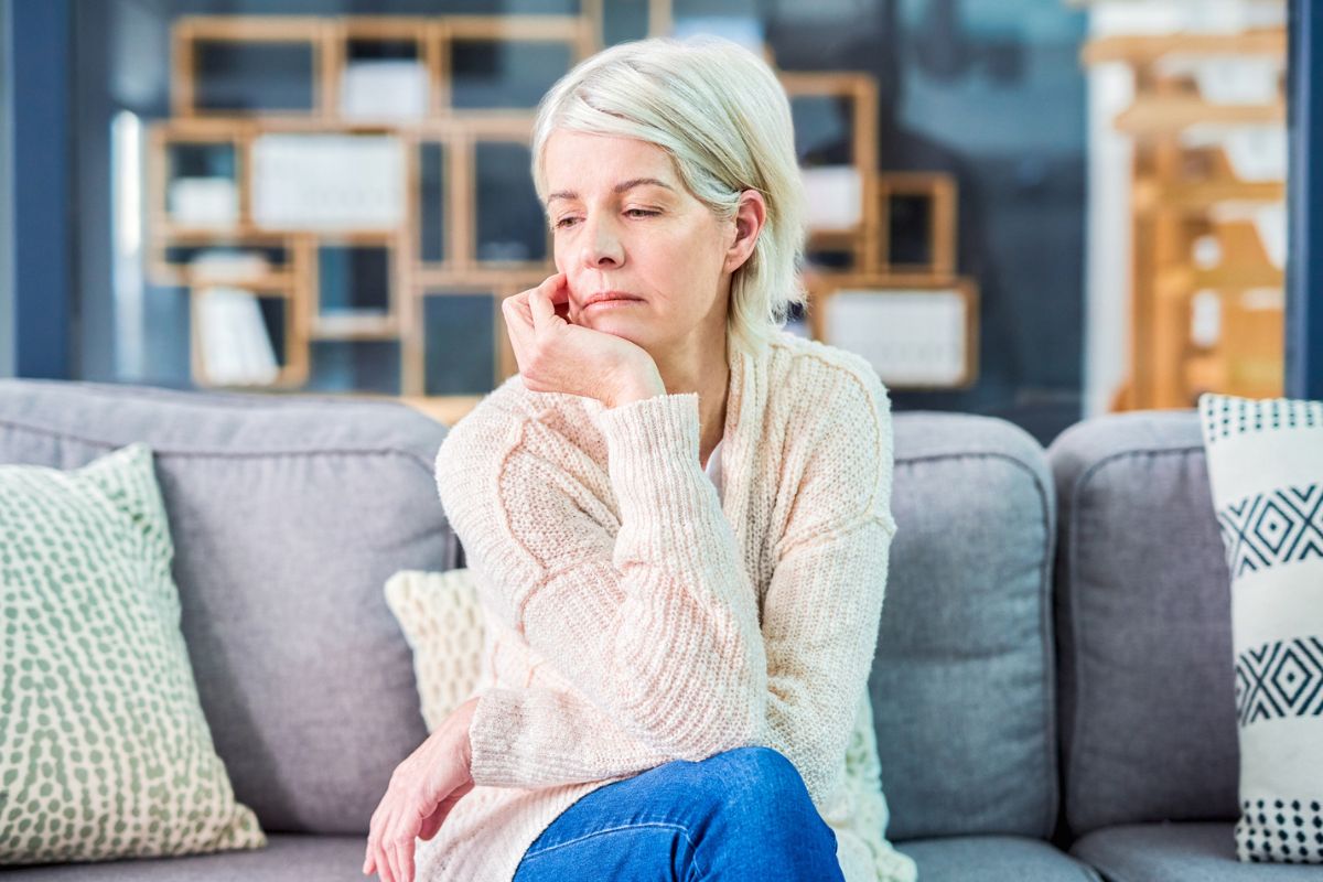 smutna kobieta, fot. Getty Images, Moyo Studio