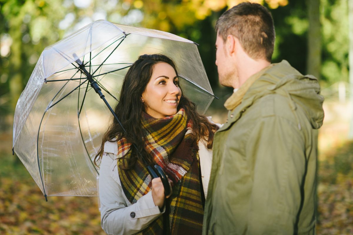 Wiosenna burza przegoniła mnie z deszczu pod rynnę 1200 x 800