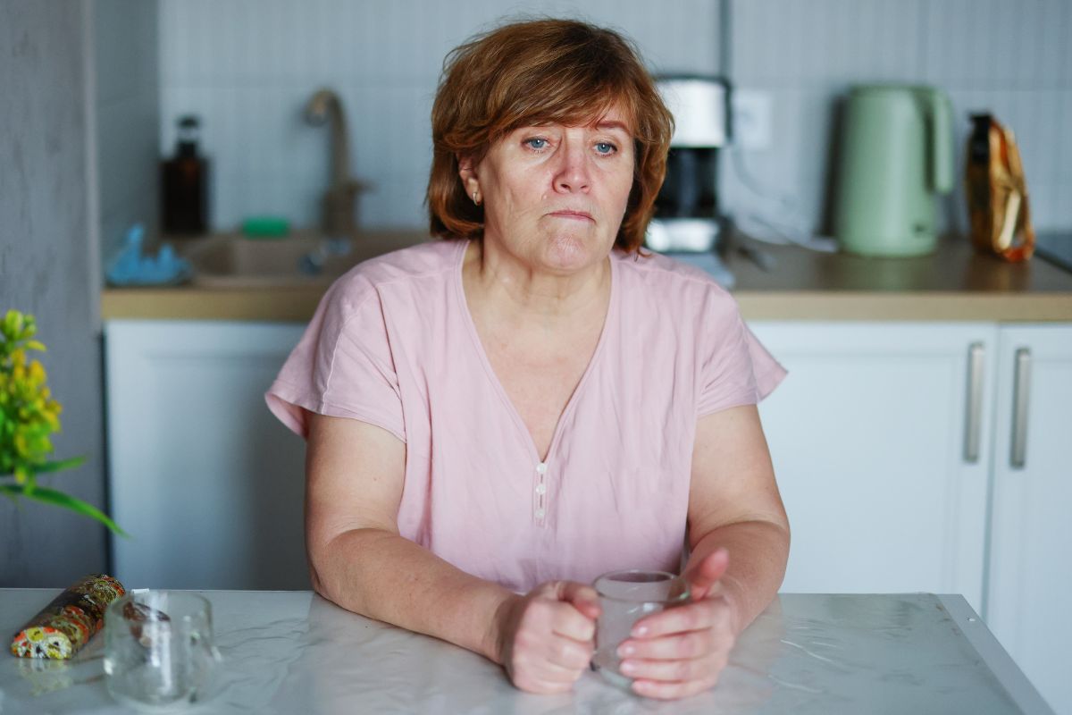 córka kobiety spotyka się z jej dawną miłością