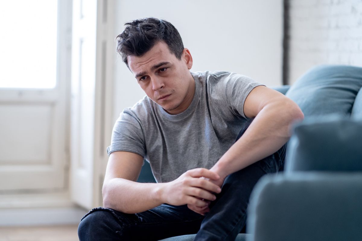 smutny mężczyzna, fot. Getty Images, SB Arts Media