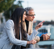 Kobiety o tych 3 znakach zodiaku wolą starszych mężczyzn