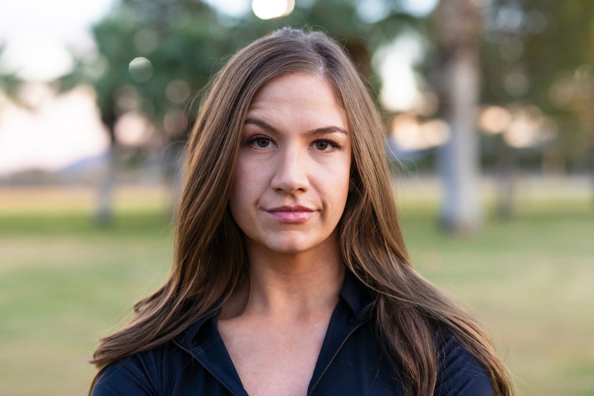 zniesmaczona kobieta