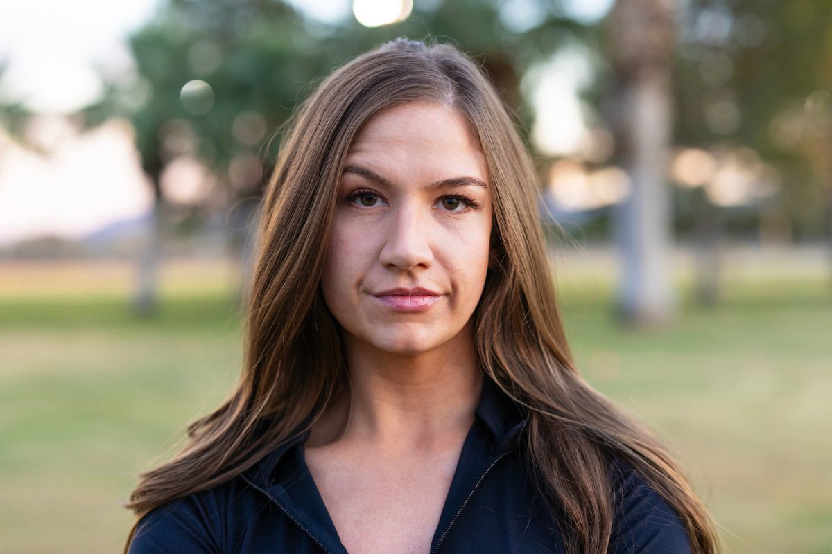 zniesmaczona kobieta