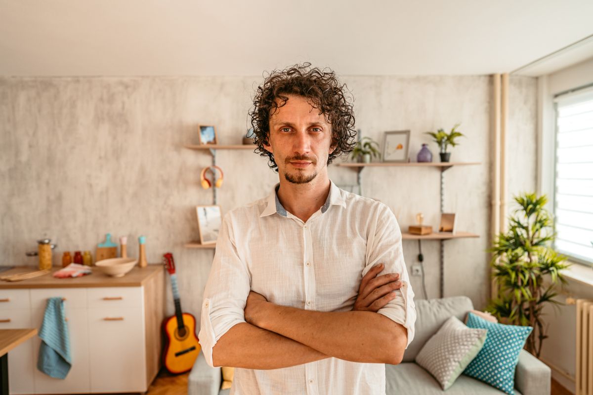 poważny mężczyzna