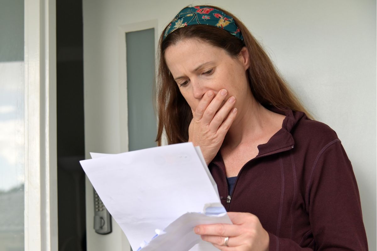 żona odkrywa tajemnice męża