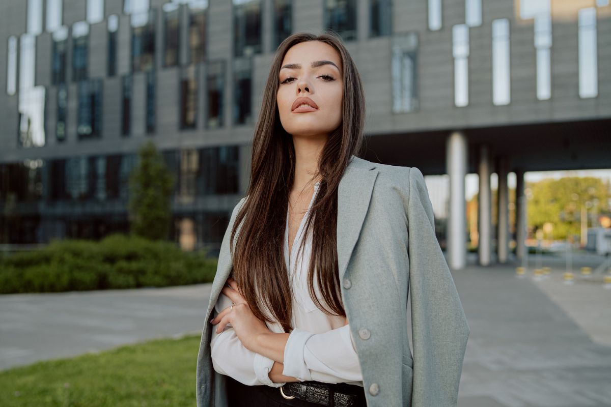 zadufana w sobie kobieta