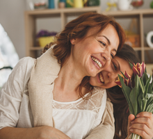 3 znaki zodiaku będą miały cudowny Dzień Matki 2025