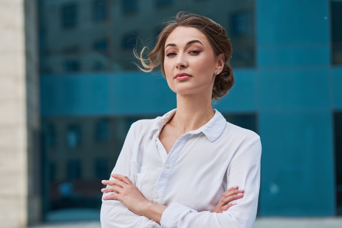 zniesmaczona kobieta