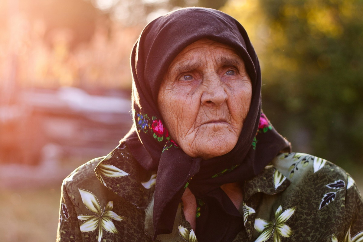 Stara cyganka ostrzega: ten znak wskazuje, że nadchodzi niebezpieczeństwo