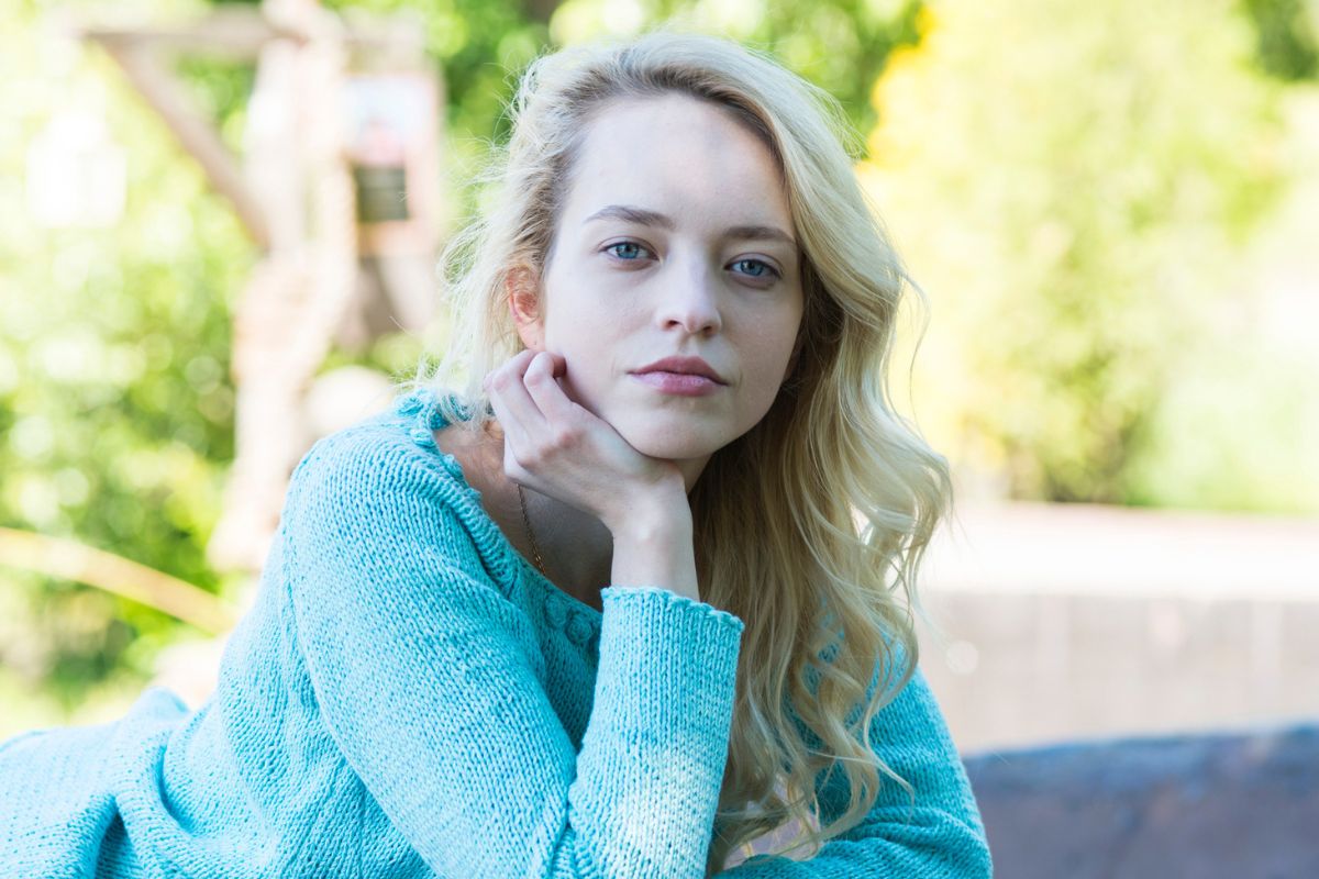 kobieta zamyślona