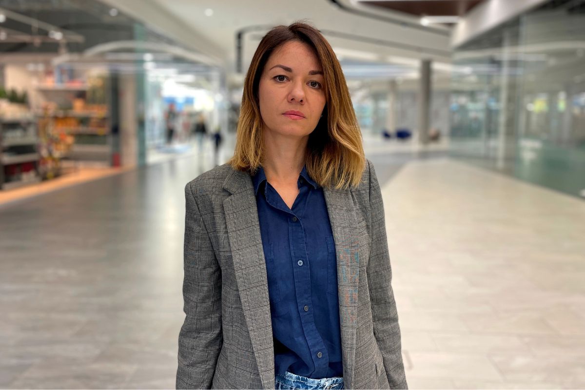 Żona nakrywa męża na zdradzie w galerii handlowej