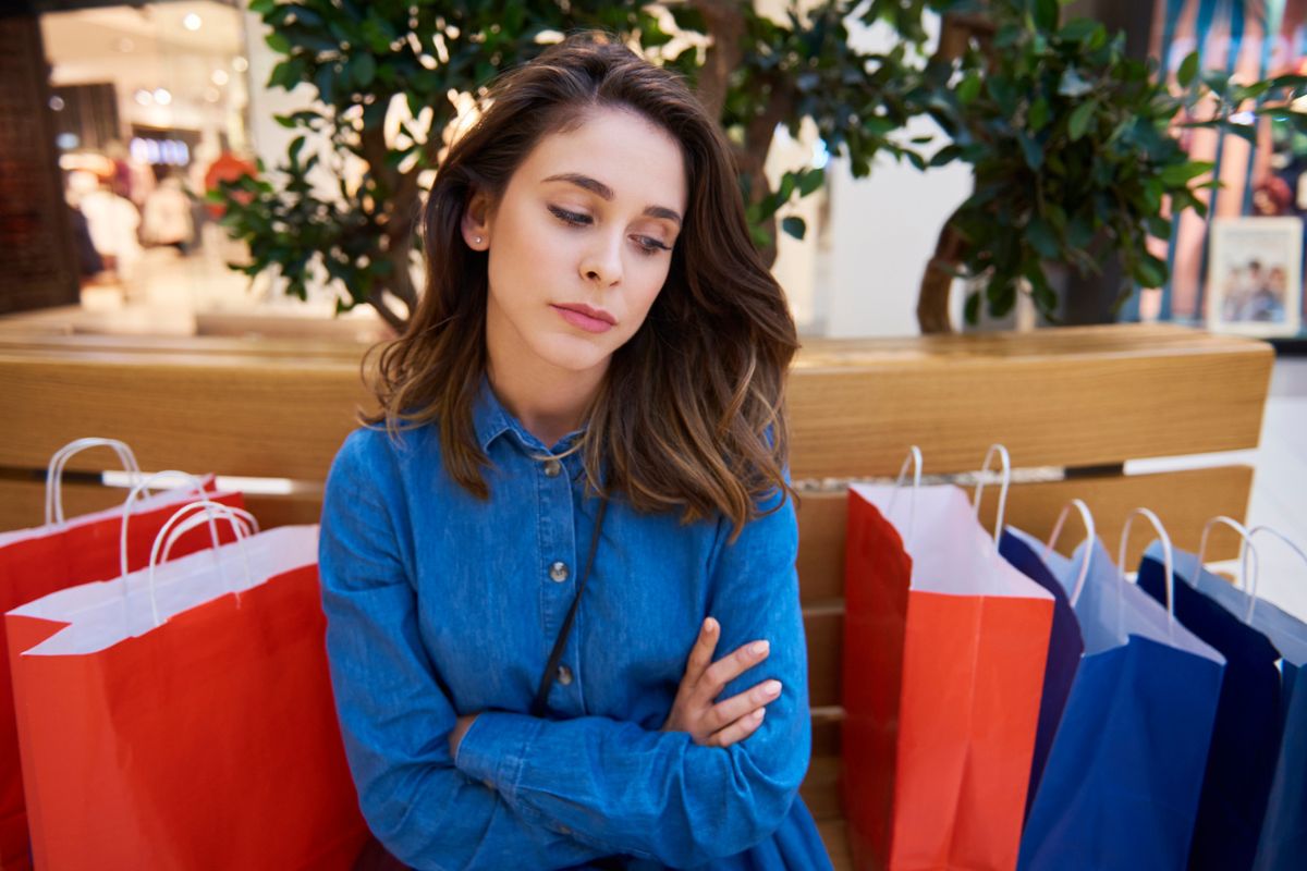 Moja żona sprzedała nasze małżeństwo za torby pełne modnych łaszków 1200 x 800