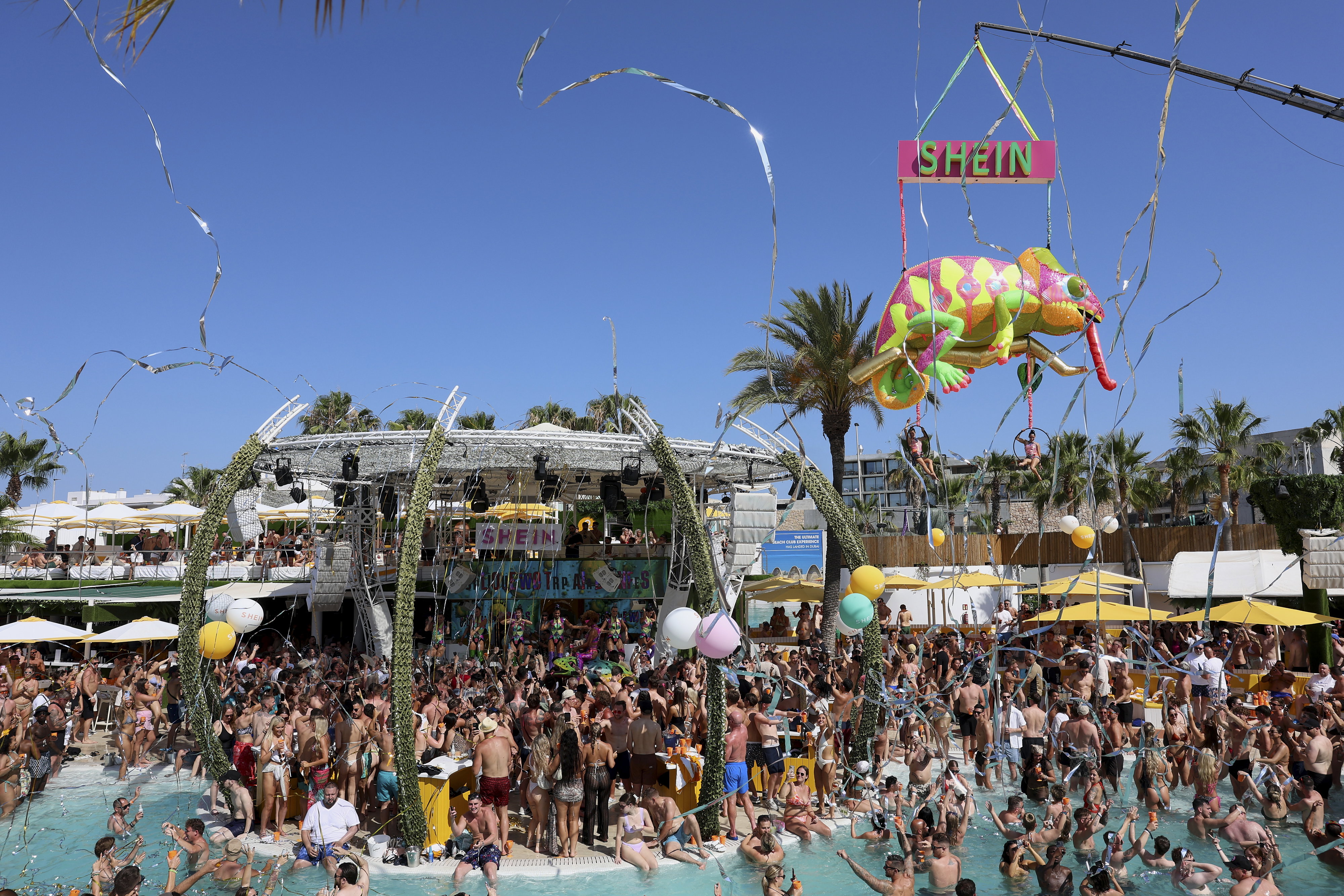 SHEIN x O Beach Sponsored Takeover Day