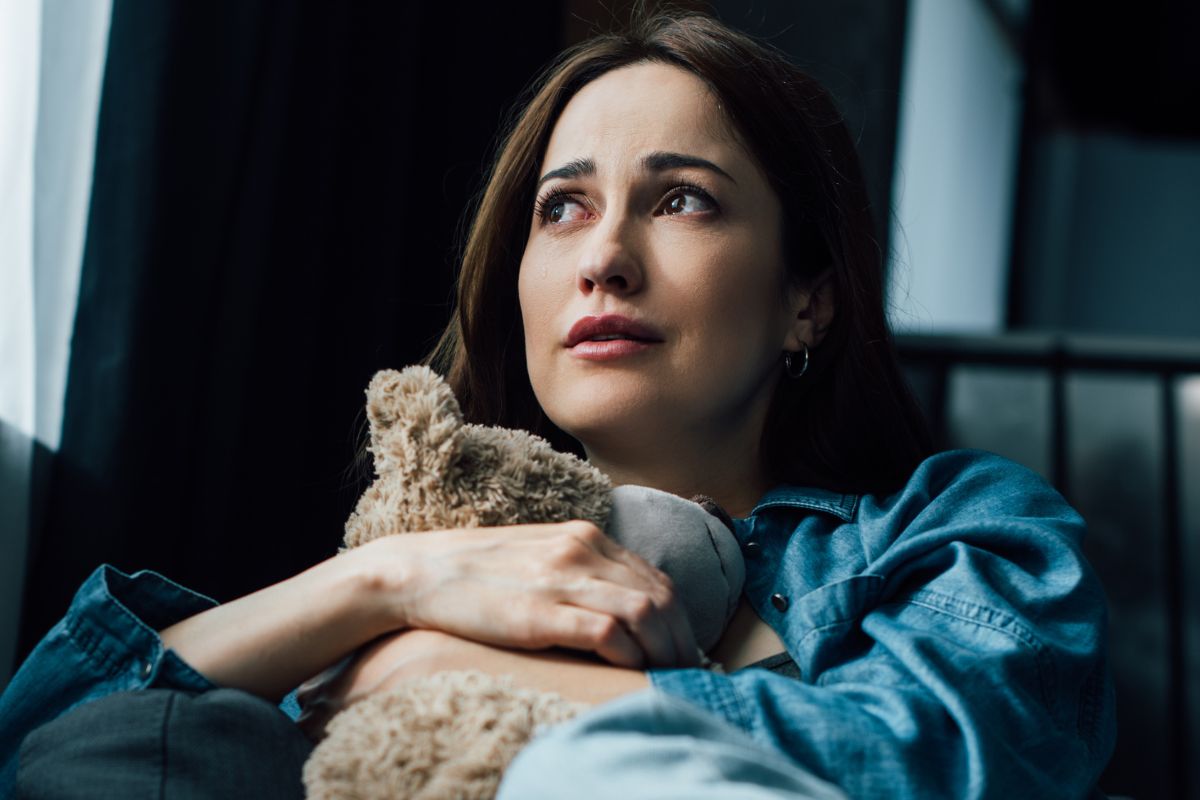 Teściowa podłożyła ukrytą kamerę w przytulance wnuka