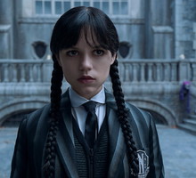 Wszyscy czekają 2 sezon, a już zapowiedziano 3. „Wednesday” lada chwila na Netflixie / mat. prasowe Netflix