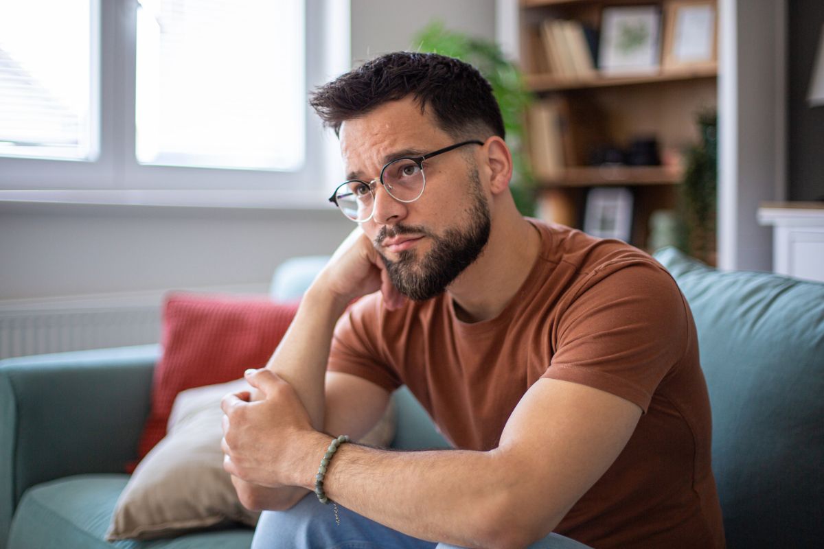 smutny mężczyzna