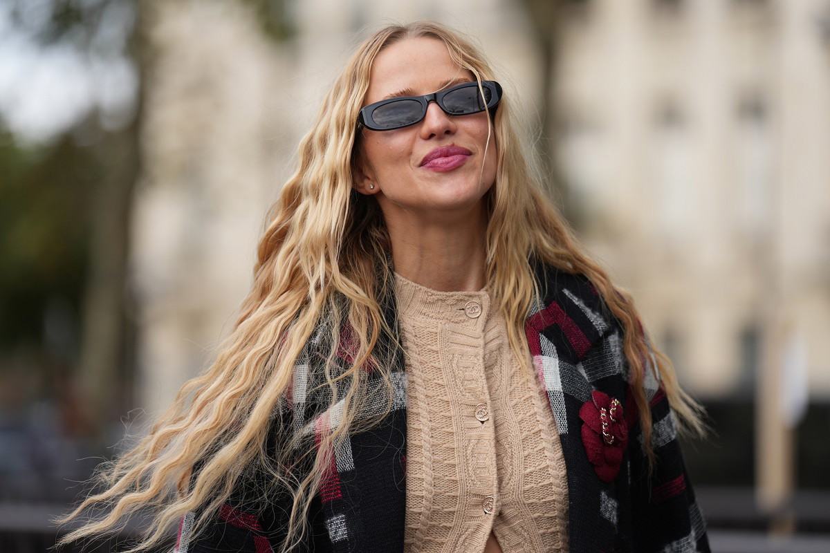 Street Style - Paris Fashion Week - Womenswear Spring/Summer 2024 - Day Nine