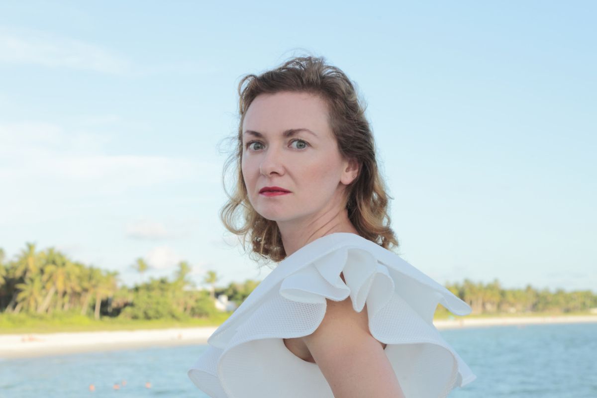 zniesmaczona kobieta