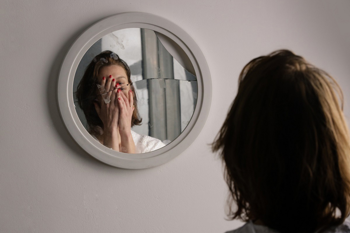 Syndrom kaczki dotyka coraz więcej kobiet. Z zewnątrz trudno go zauważyć / Getty Images, triocean