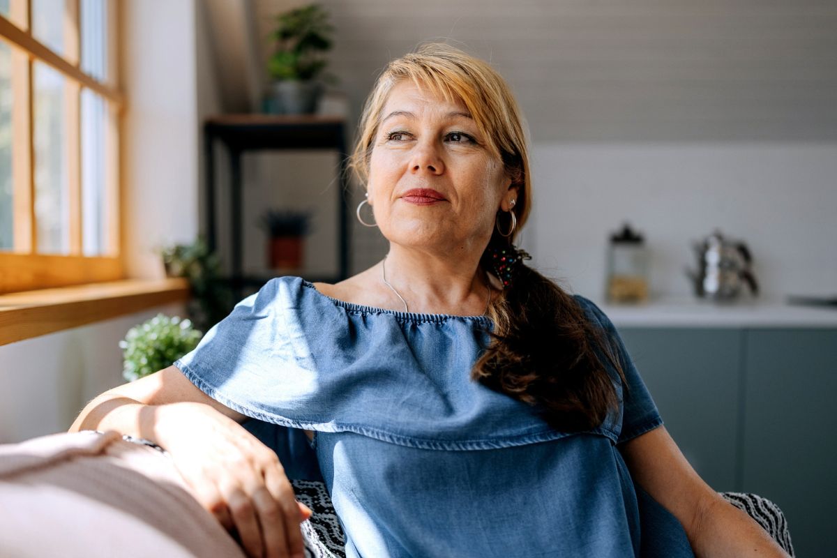 dumna i pewna siebie kobieta