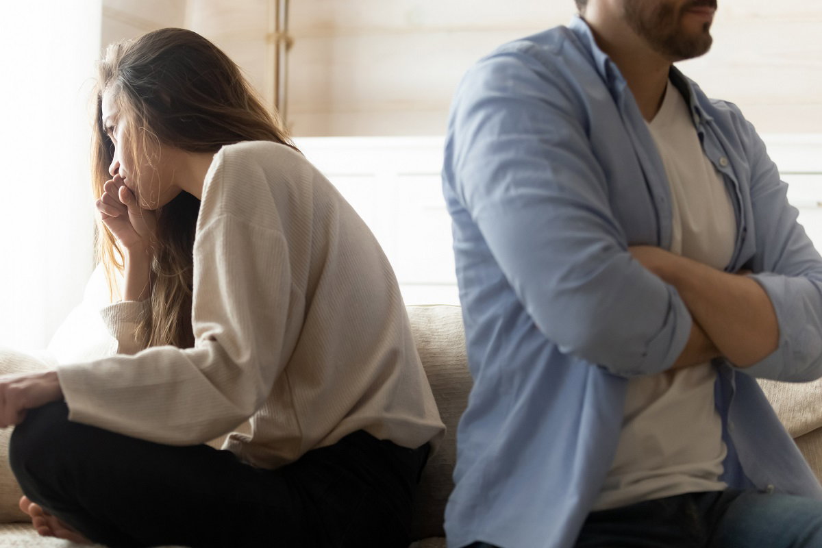 "Syndrom siódmego roku" dopada wiele par. Dlaczego tak trudno go uniknąć? / Getty Images, fizkes