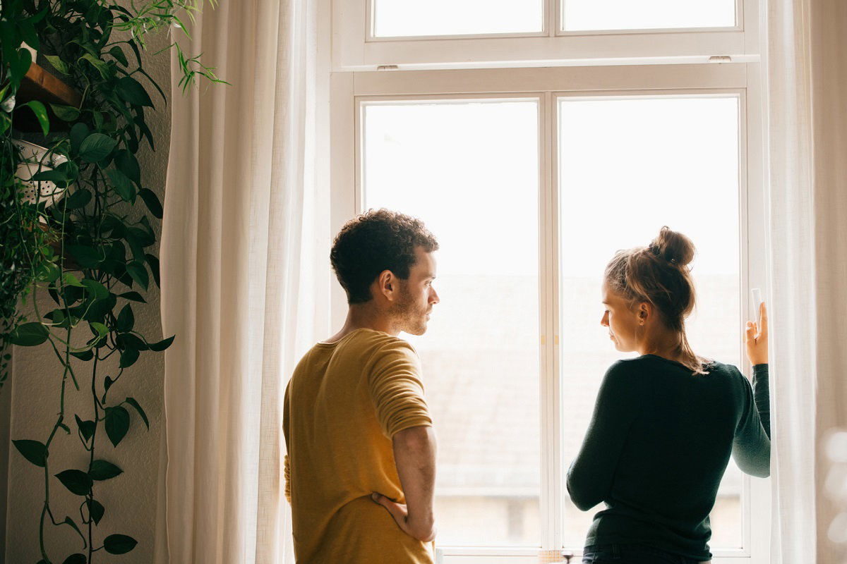 Zasada 24 godzin przyda się w każdym związku. Przynosi aż 5 korzyści / Getty Images, Maskot