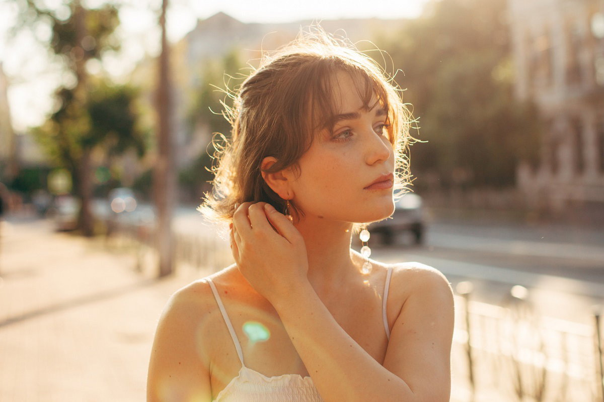 Zamiast księcia z bajki, dostaje kłopoty. Tak działa syndrom dziewczynki z zapałkami / Getty Images, Dmytro Betsenko