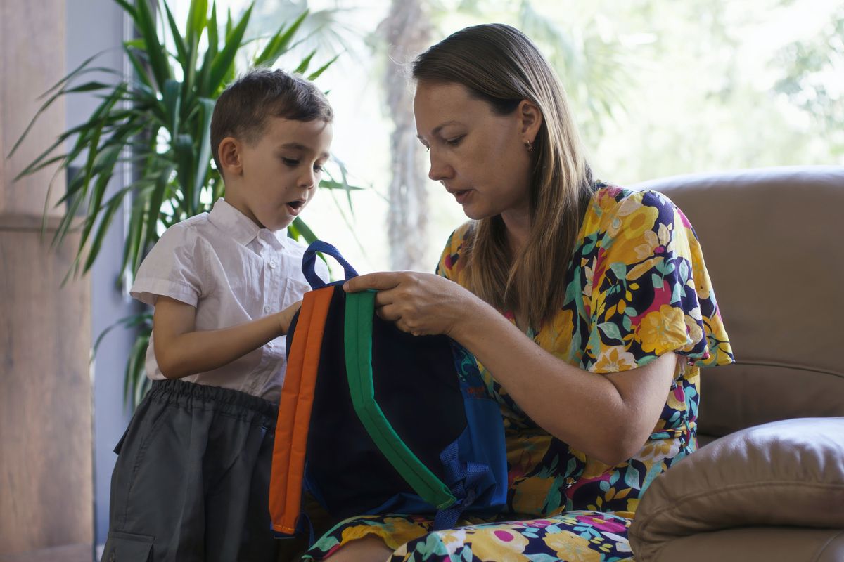 kobieta z dzieckiem, 1 września