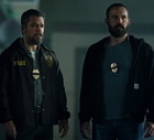 Przypadkowe odkrycie, które zmienia wszystko. Ben Affleck i Matt Damon w nowym thrillerze Netflixa / Netflix