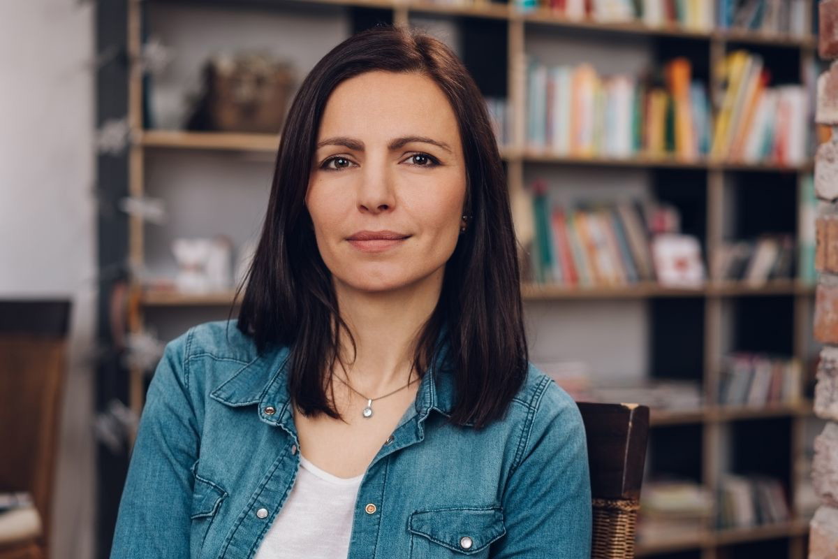 kobieta szatynka