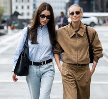 3 modowe "sztuczki" dla niskich kobiet. Tak optycznie wydłużysz sylwetkę / Getty Images, Christian Vierig