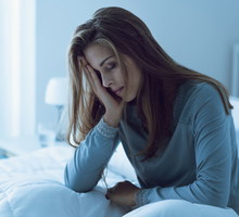 Poranne scrollowanie fot. StockPhotoPro/Adobe Stock