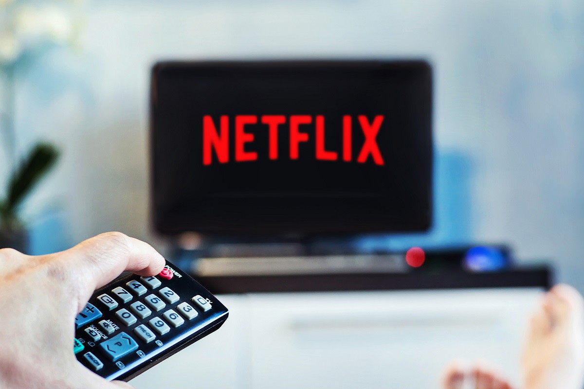 Netflix stworzy serial na podstawie kultowego filmu z lat 90-tych. Polacy już nie mogą się doczekać / Getty Images, diy13
