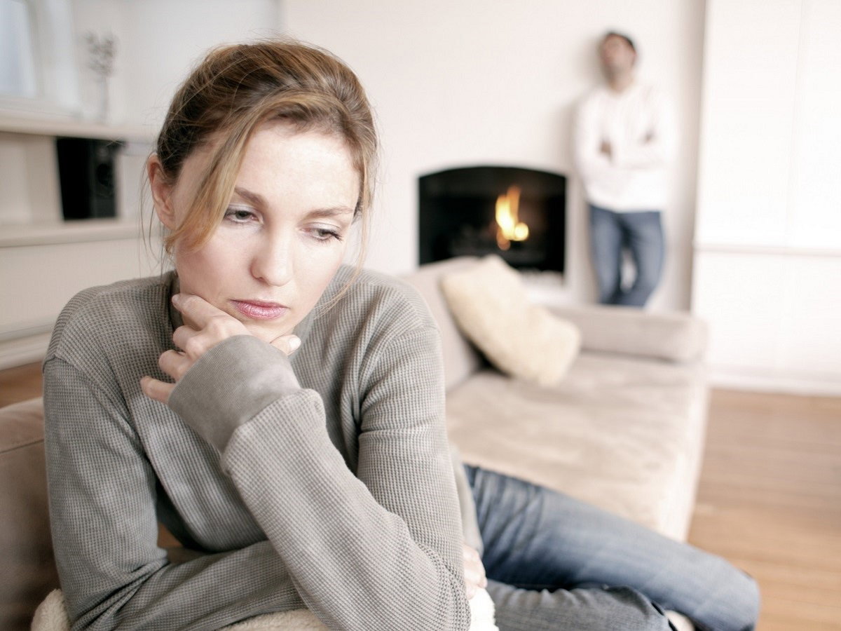 "Monkey-barring" to pułapka dla randkowiczów, Getty Images, IAN HOOTON/SPL