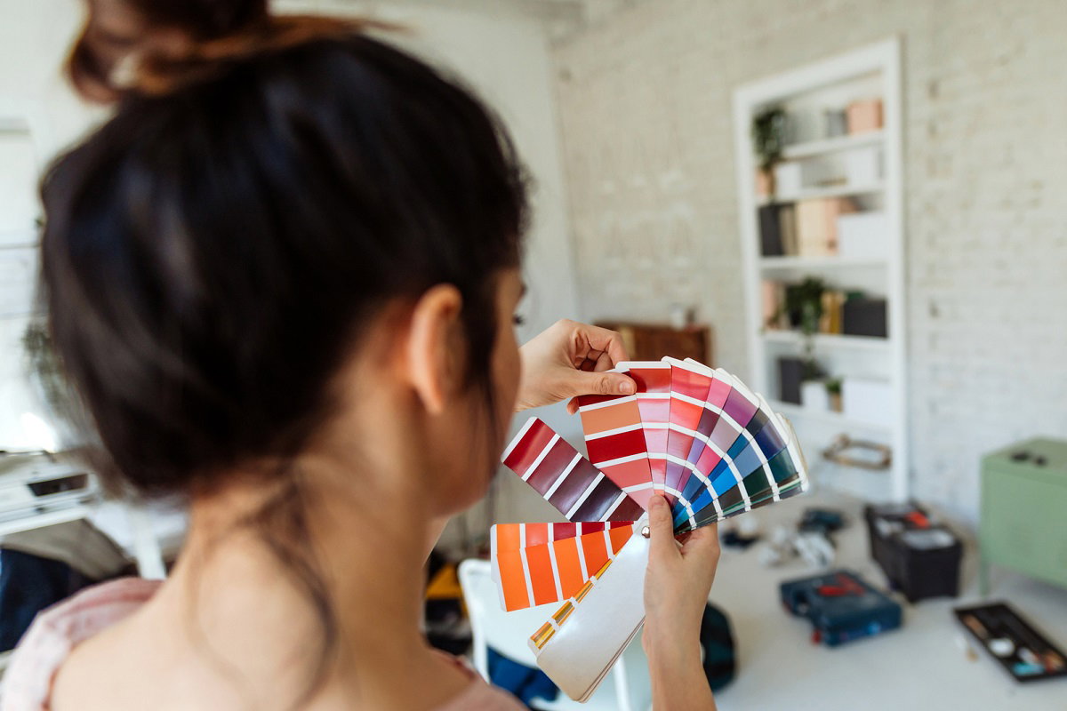Pomaluj tak sypialnię lub salon. Te kolory uspokajają mózg i poprawiają nastrój/Getty Images, AleksandarNakic