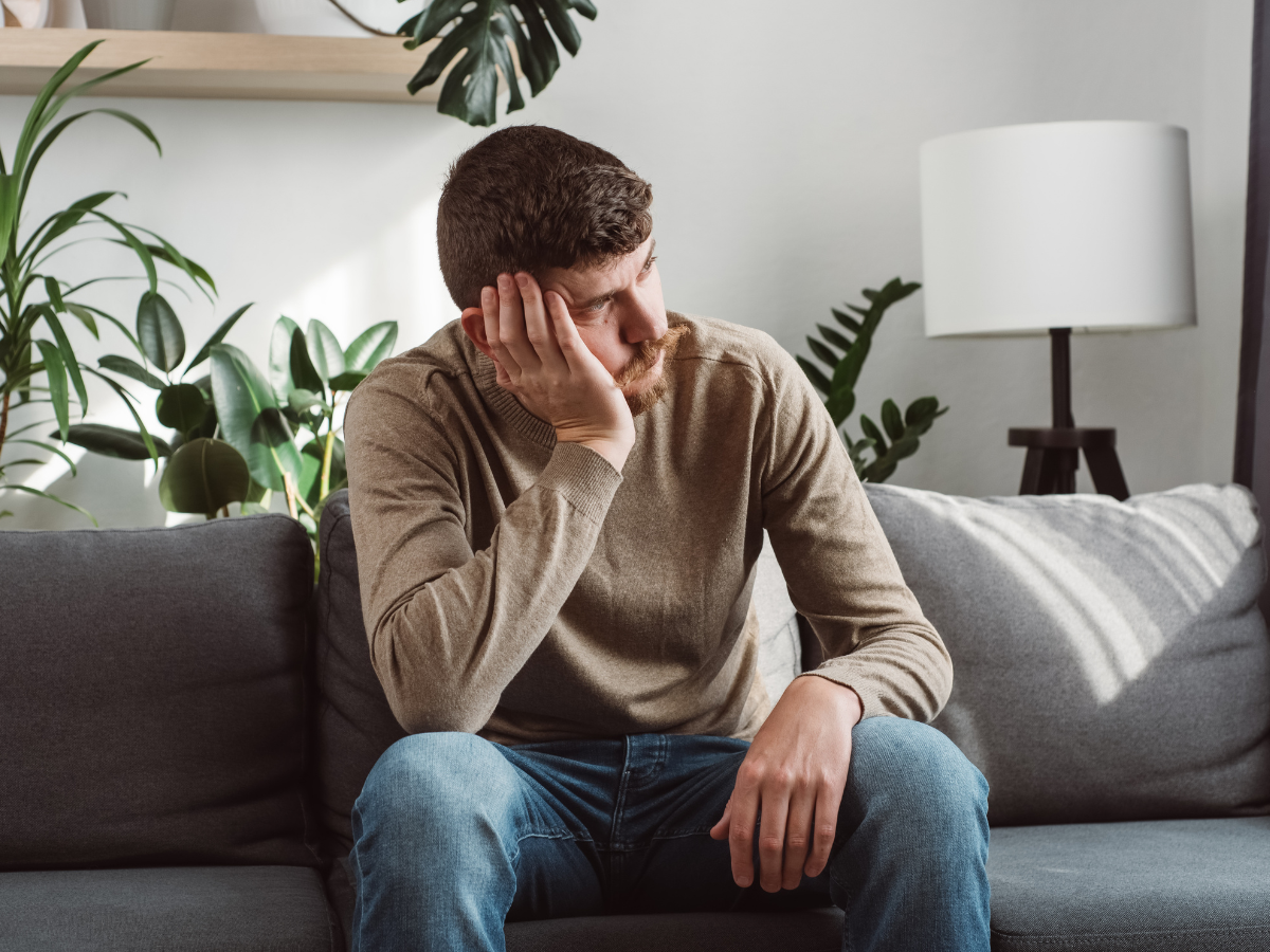załamany mężczyzna