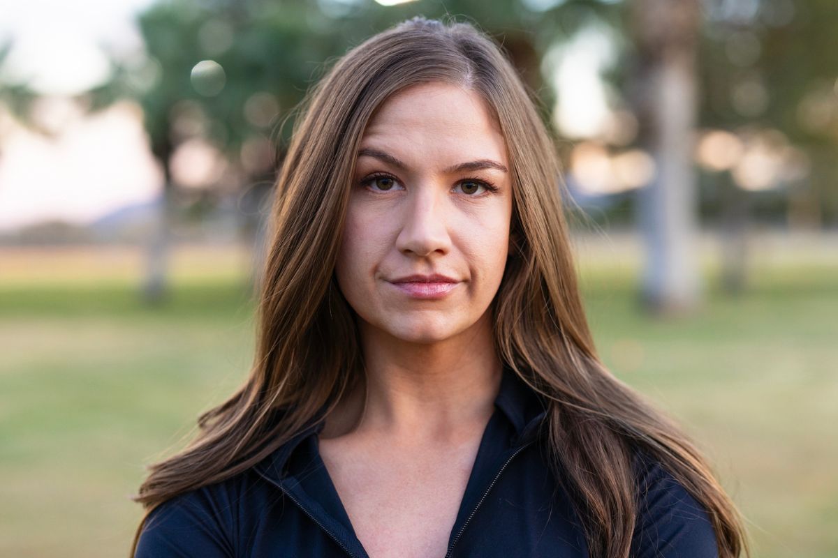 kobieta na powietrzu