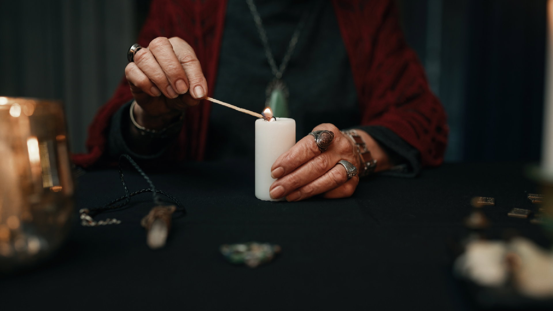 Stara cyganka ostrzega: ten sen to zły omen. Nie wróży nic dobrego