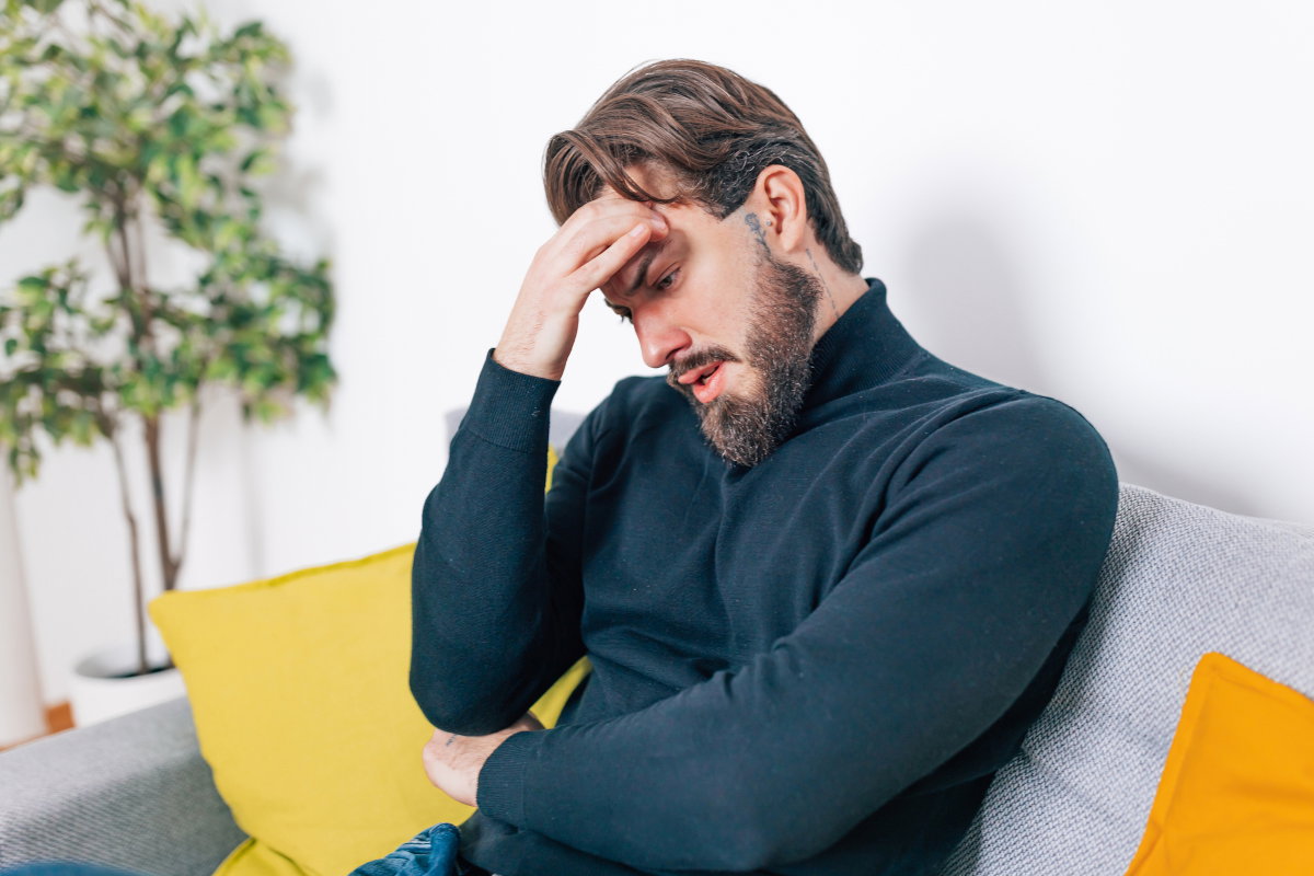 załamany mężczyzna