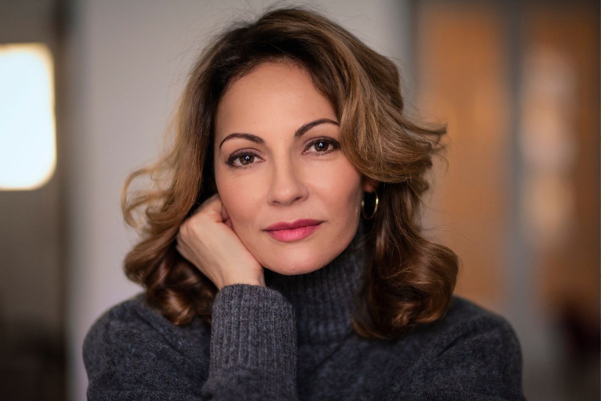 kobieta 40+ uśmiechnięta