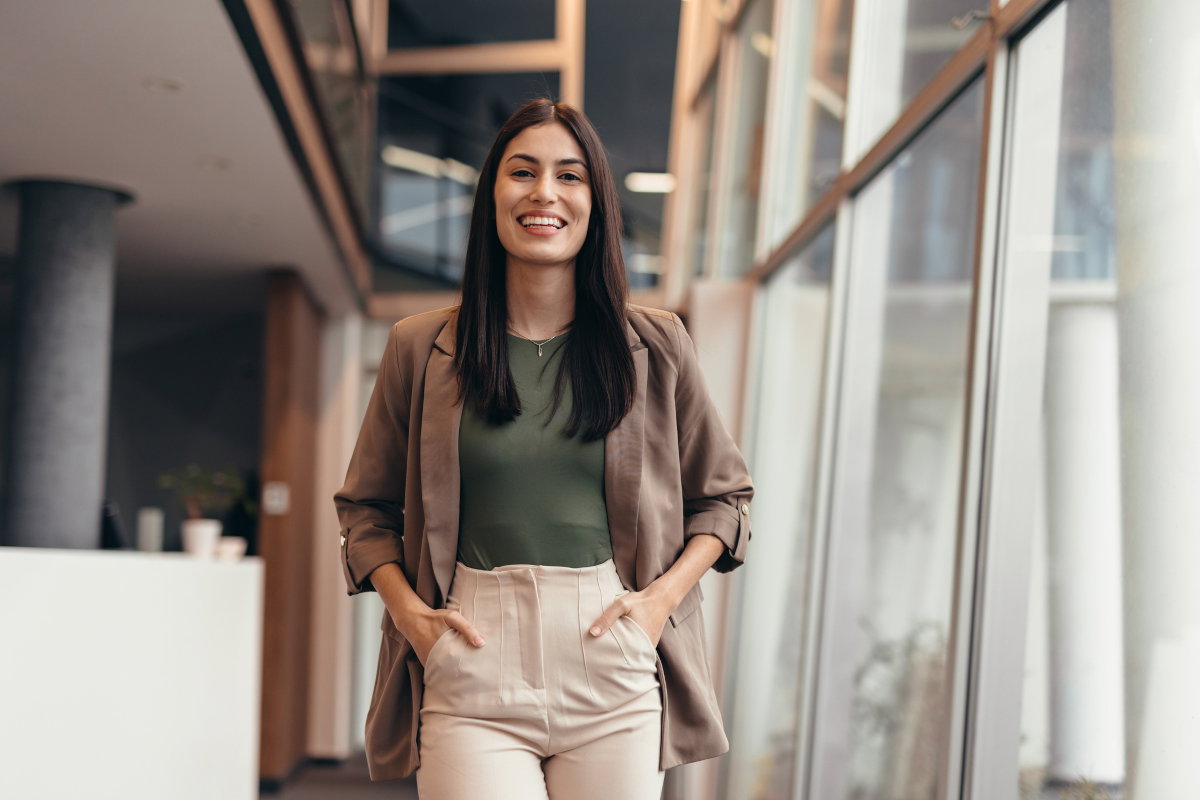 uśmiechnięta kobieta