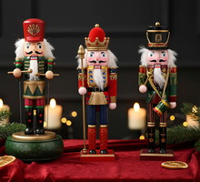 DUKA_dziadki_do_orzechów_s