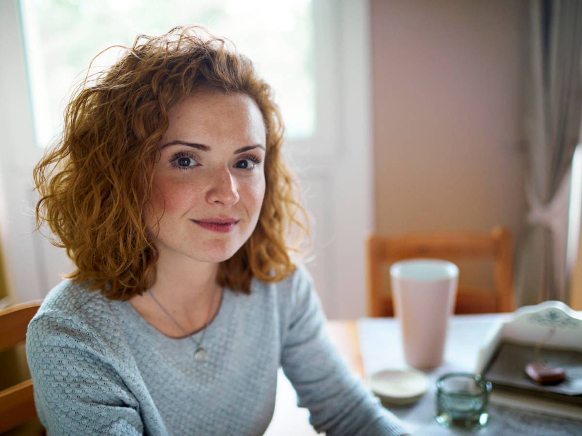 pewna siebie kobieta