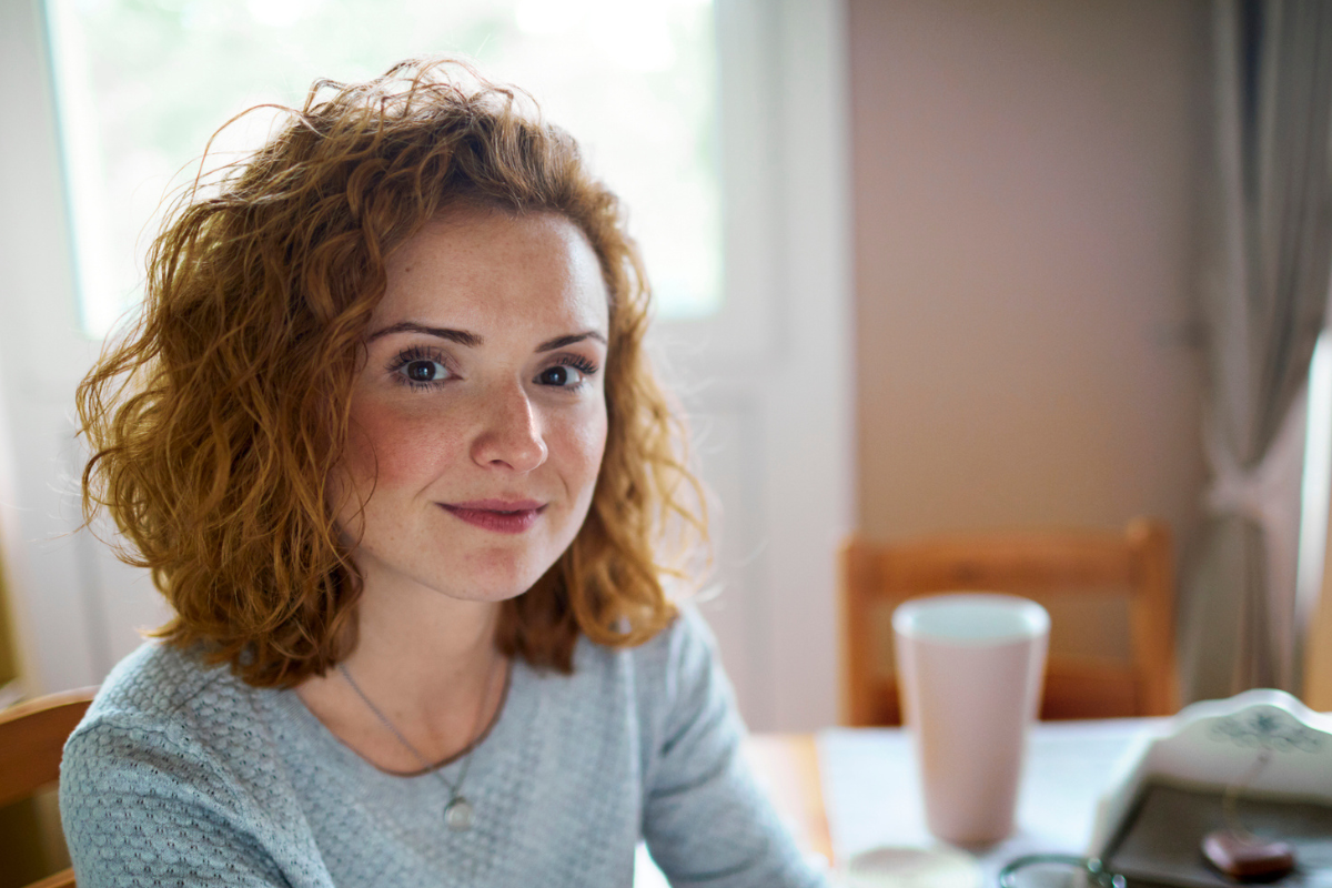 pewna siebie kobieta