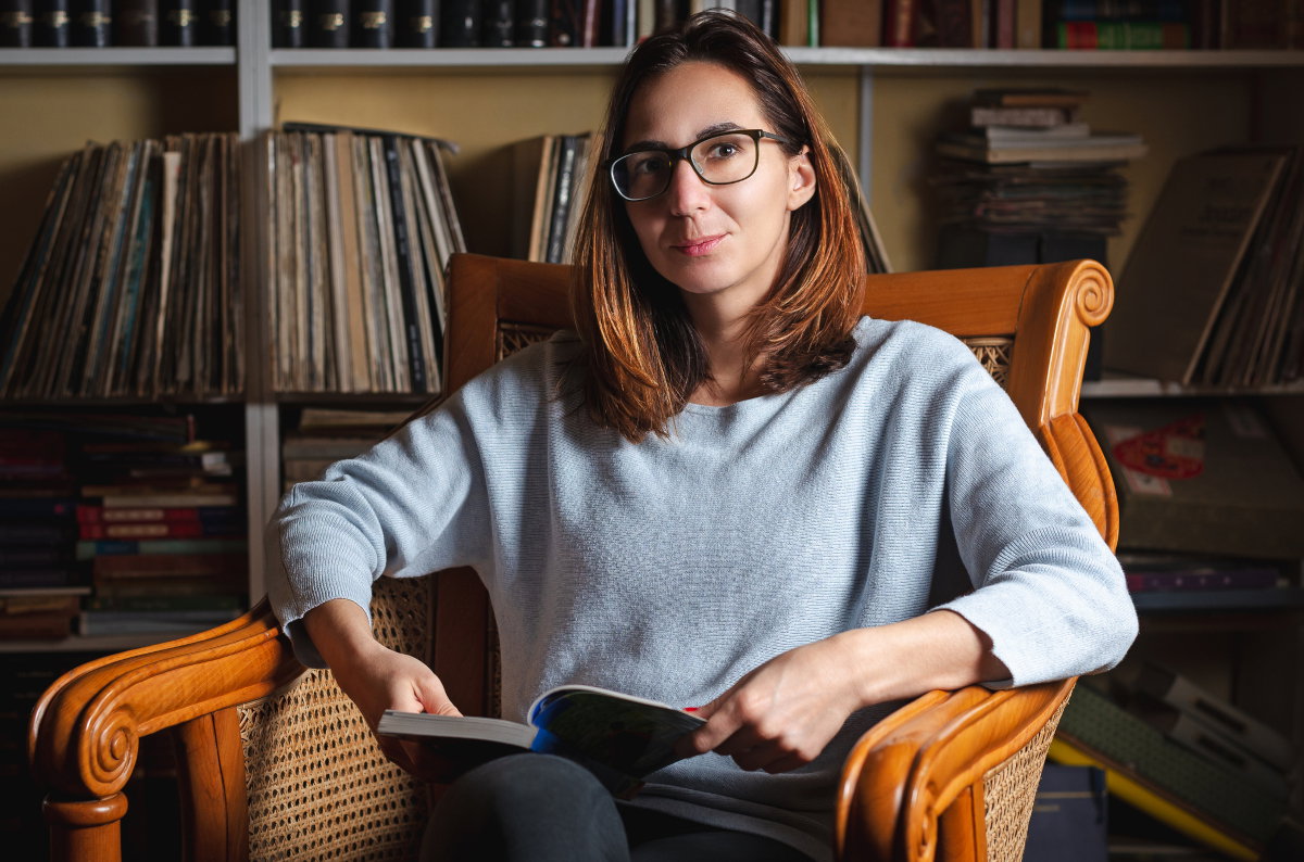 kobieta z książką