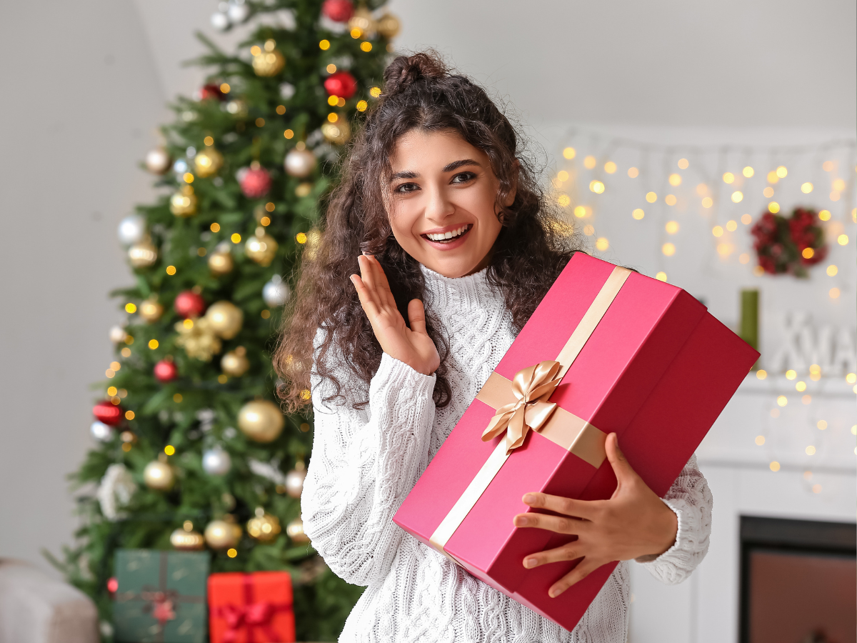 uśmiechnięta kobieta