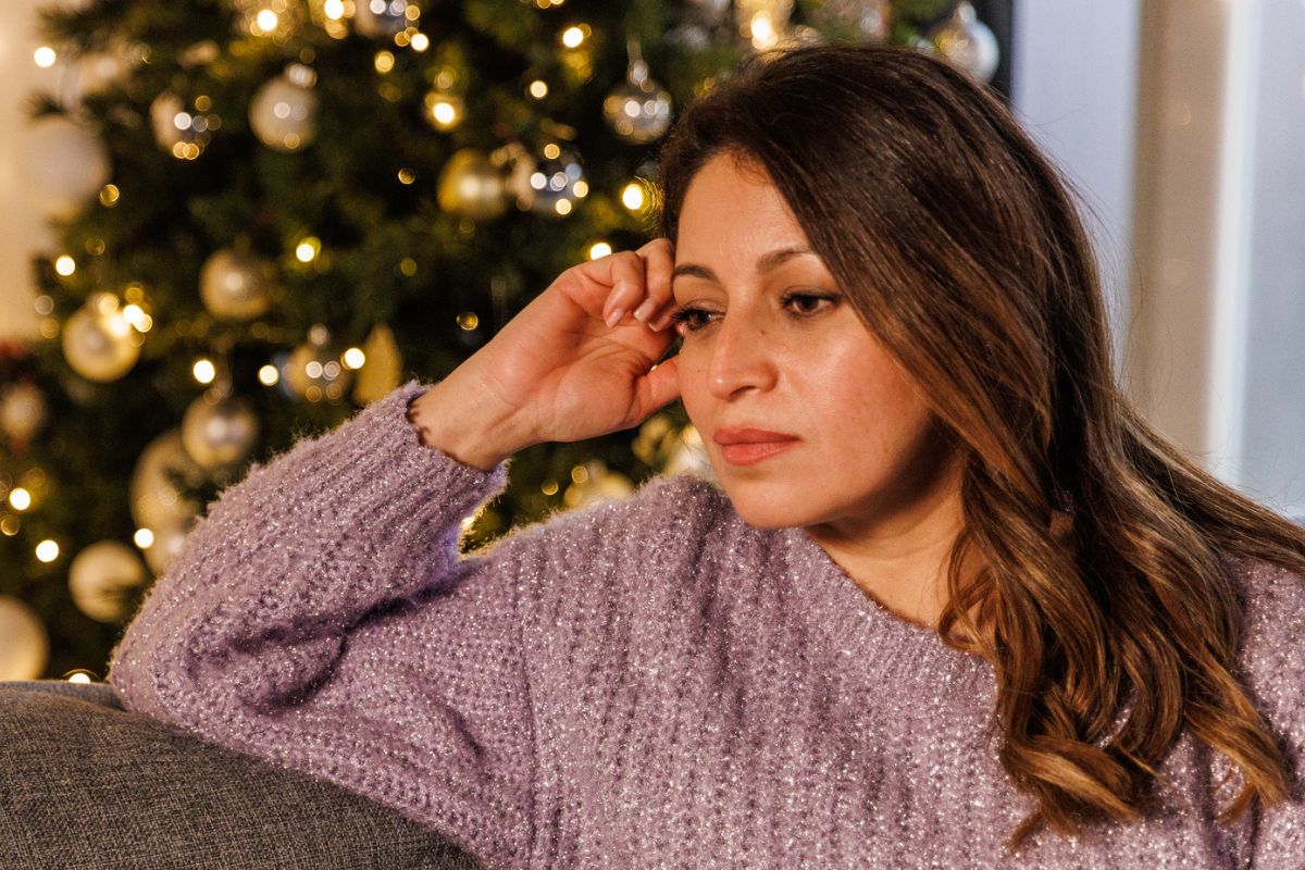 smutna kobieta w święta