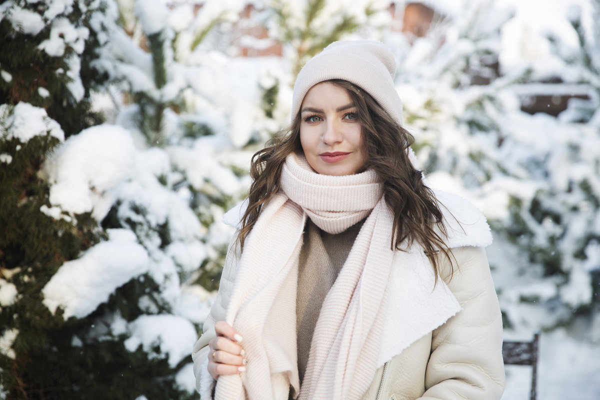 kobieta zimą